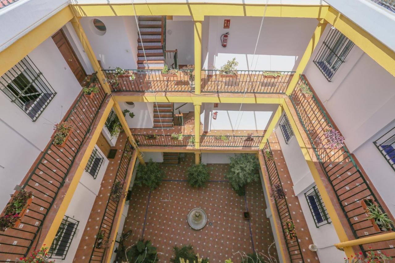 Juderia Center Premium Suites Free Parking Севилья Экстерьер фото