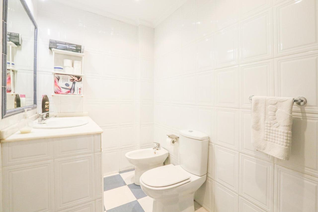 Juderia Center Premium Suites Free Parking Севилья Экстерьер фото